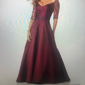 Mori Lee Burgundy Mother of bride dress sz 8
